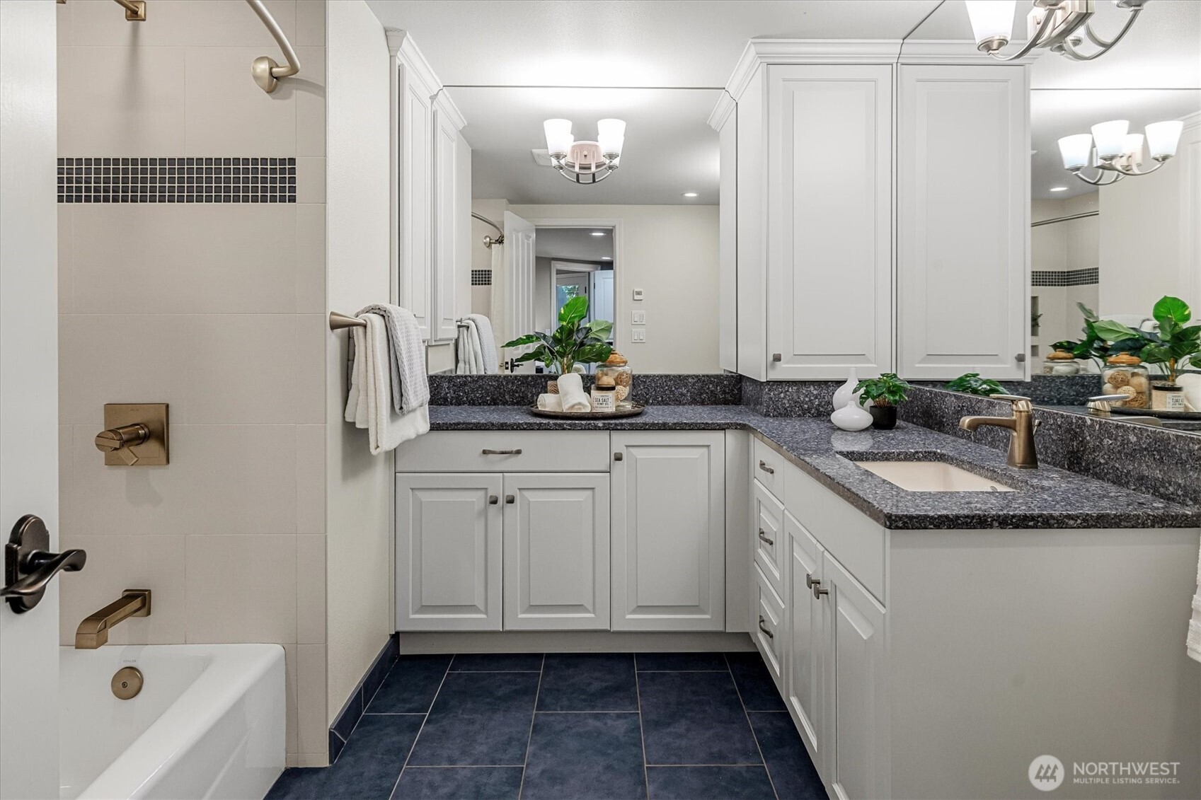 17410 102nd Avenue Property Photo 33
