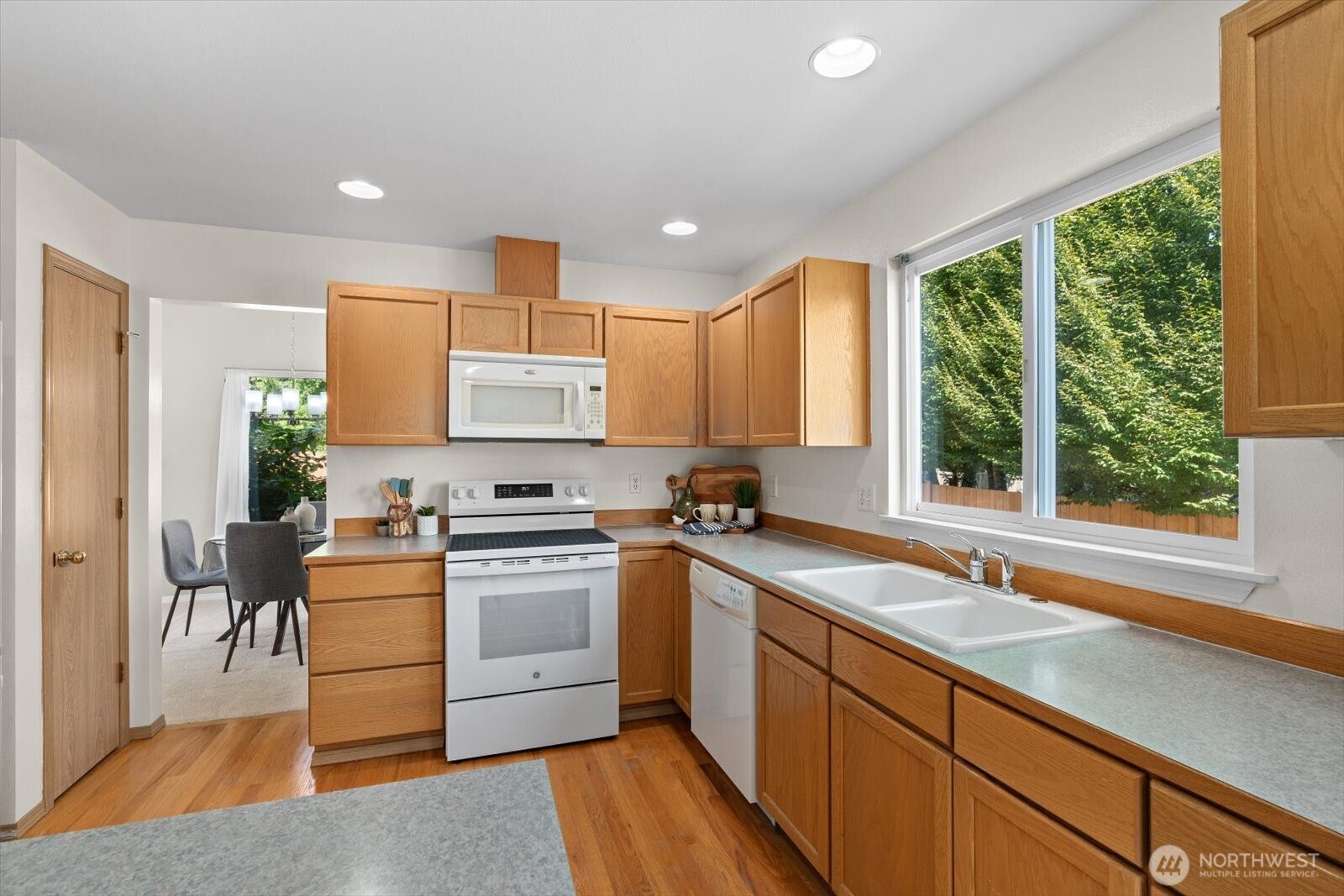 9605 17th Place Property Photo 11