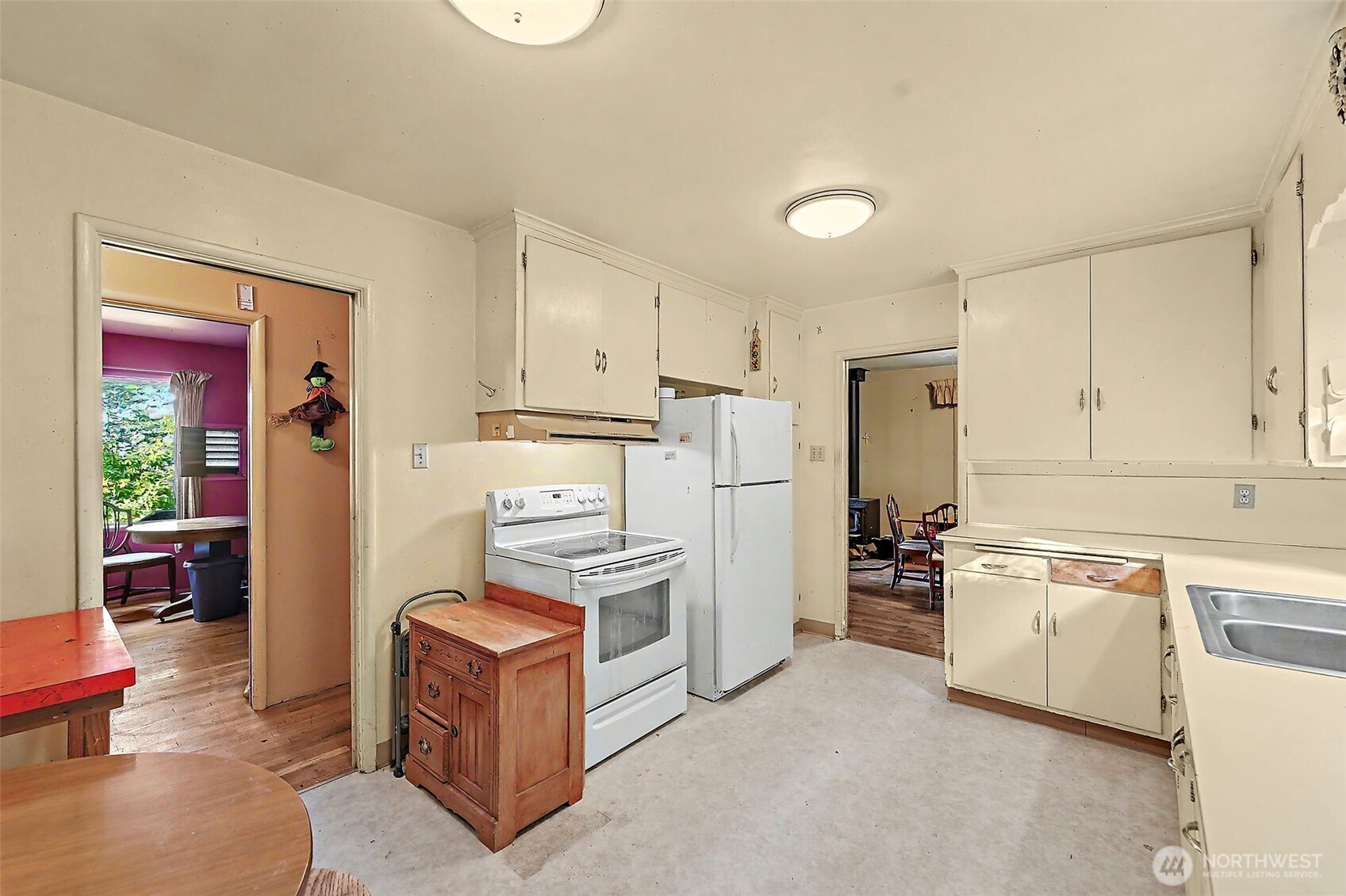 7508 Woodland Avenue Property Photo 9