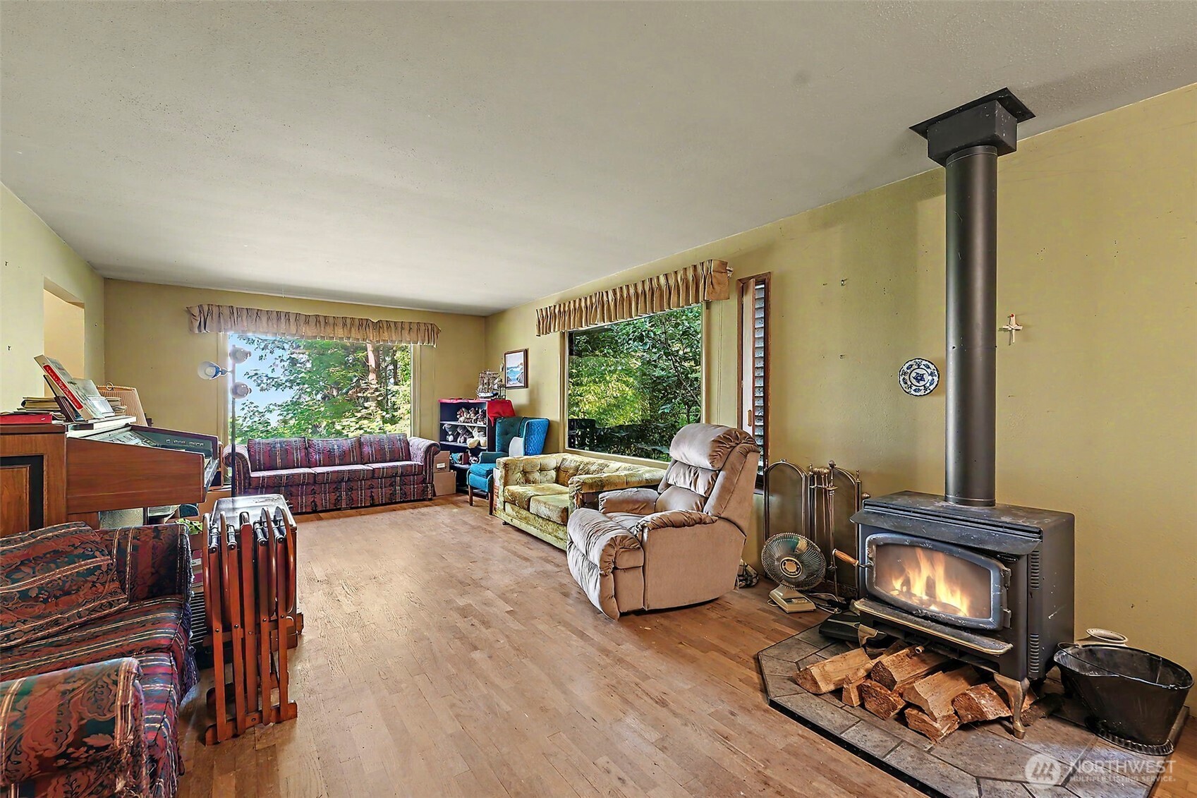 7508 Woodland Avenue Property Photo 10