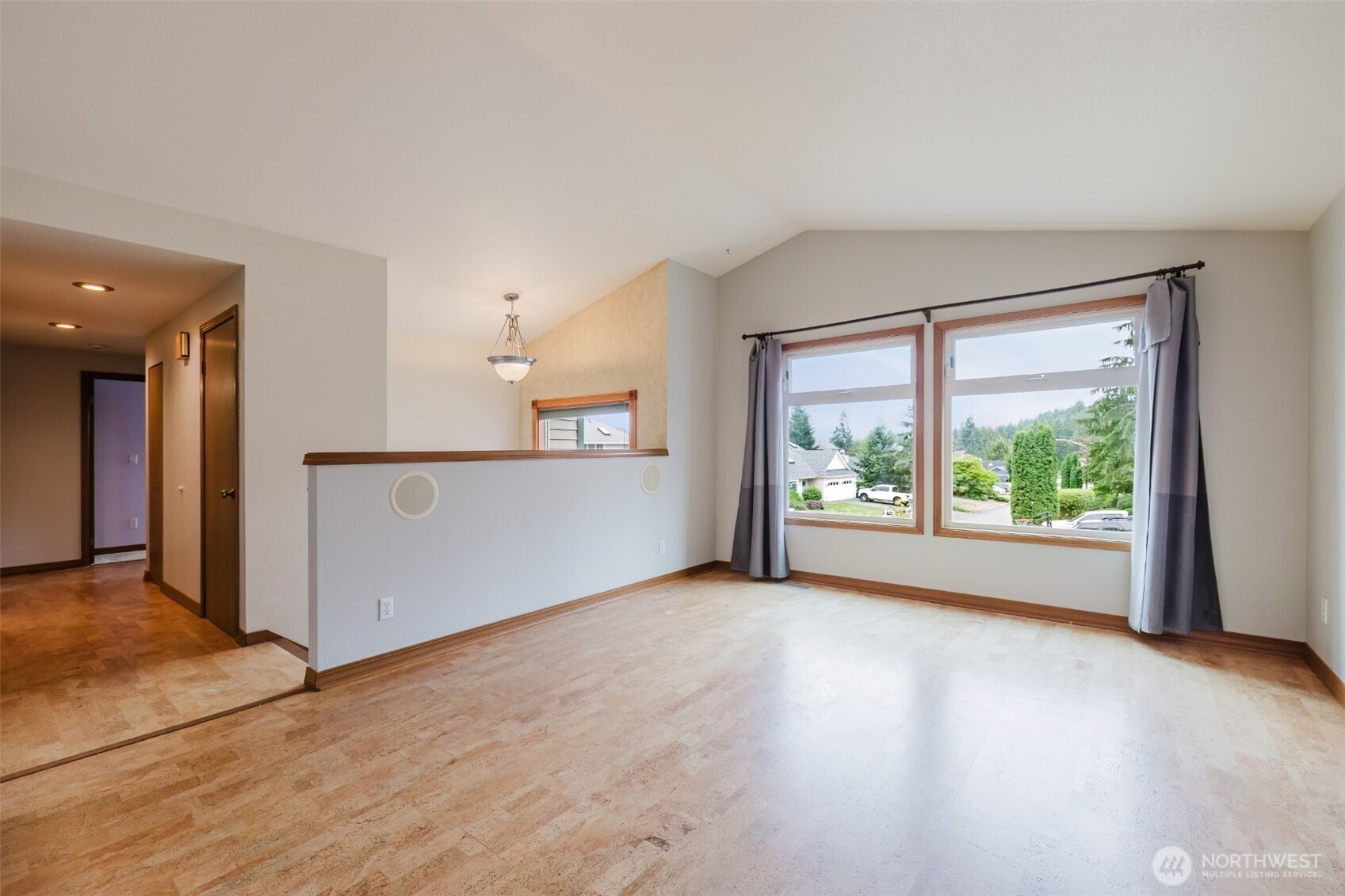 10381 Wilkes Court Property Photo 4