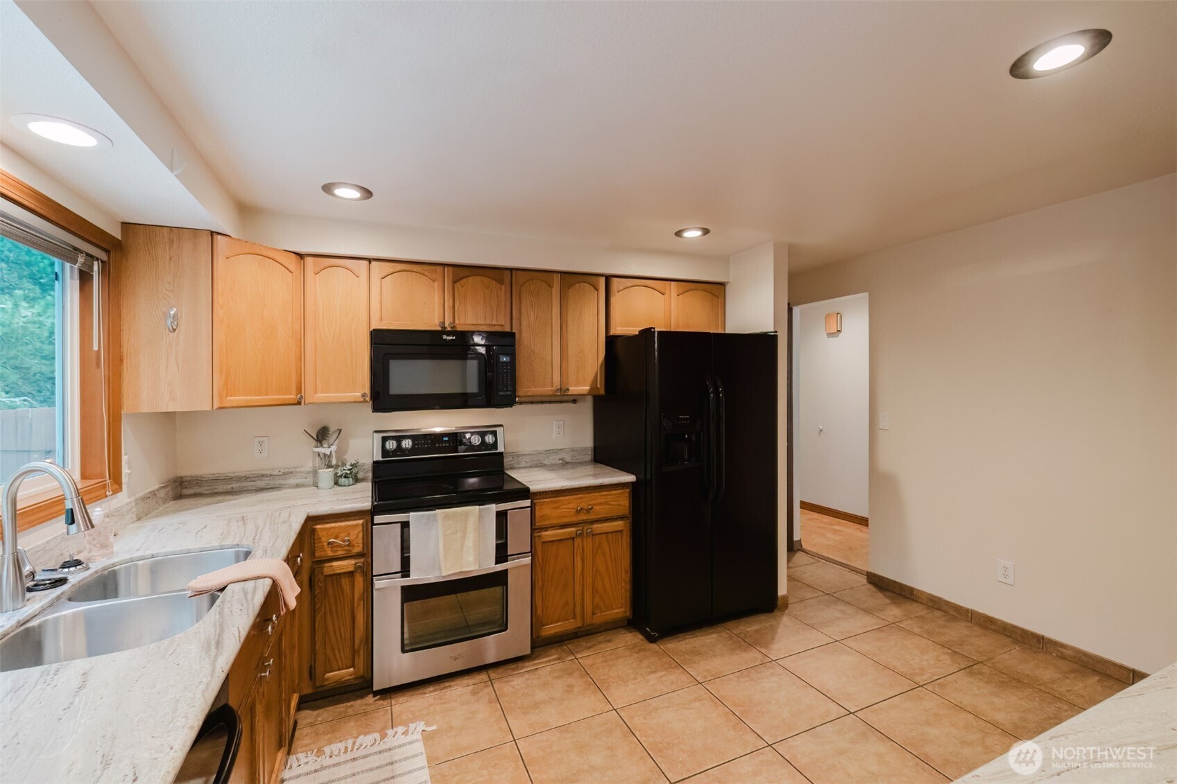 10381 Wilkes Court Property Photo 8