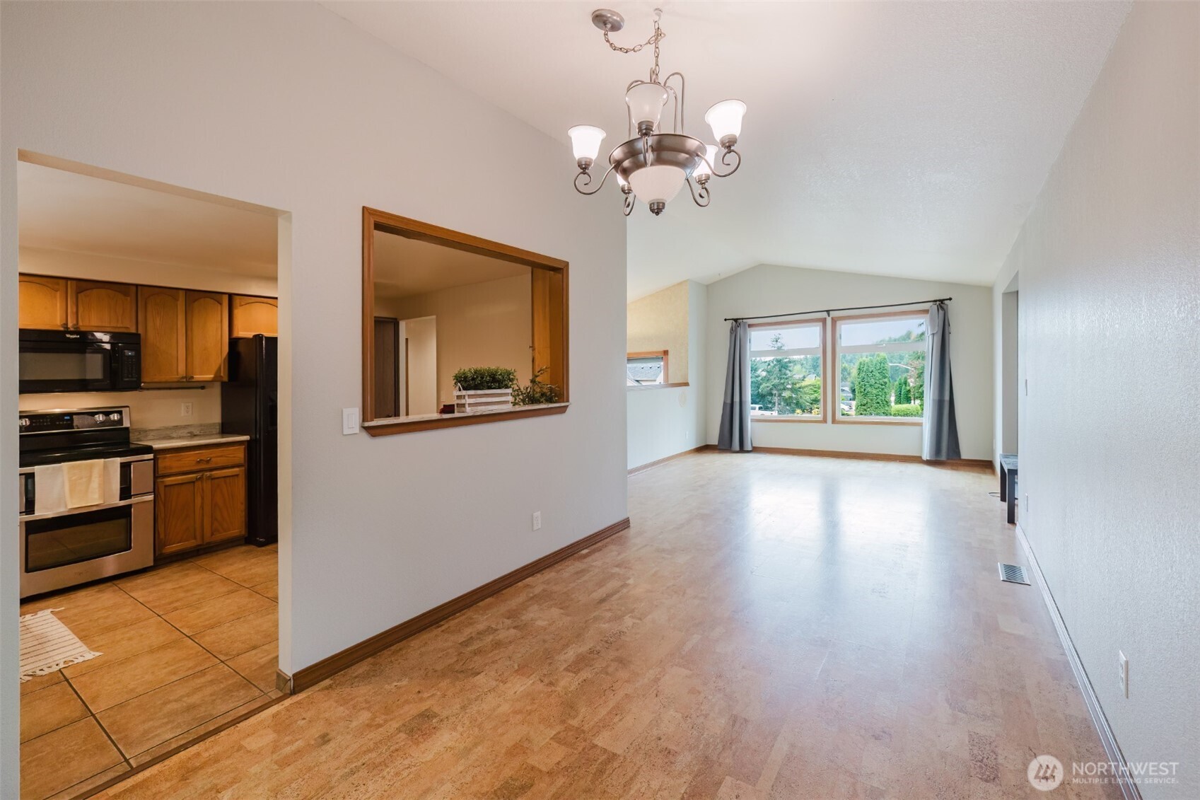 10381 Wilkes Court Property Photo 11