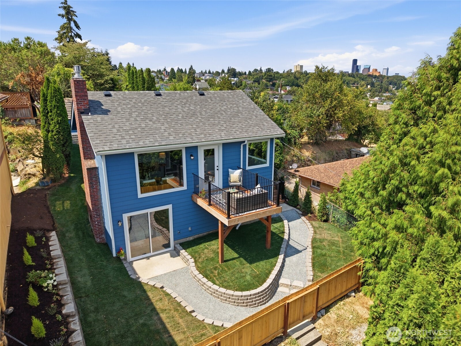 2517 23rd Avenue Property Photo 8