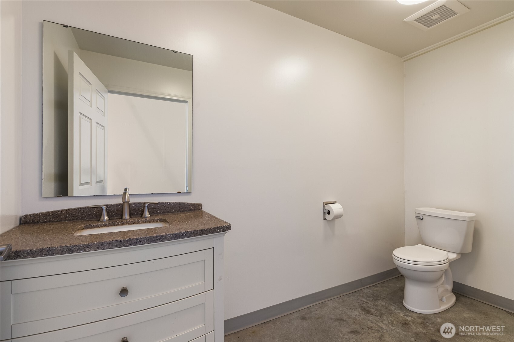 1906 Midway Lane 311 Property Photo 12