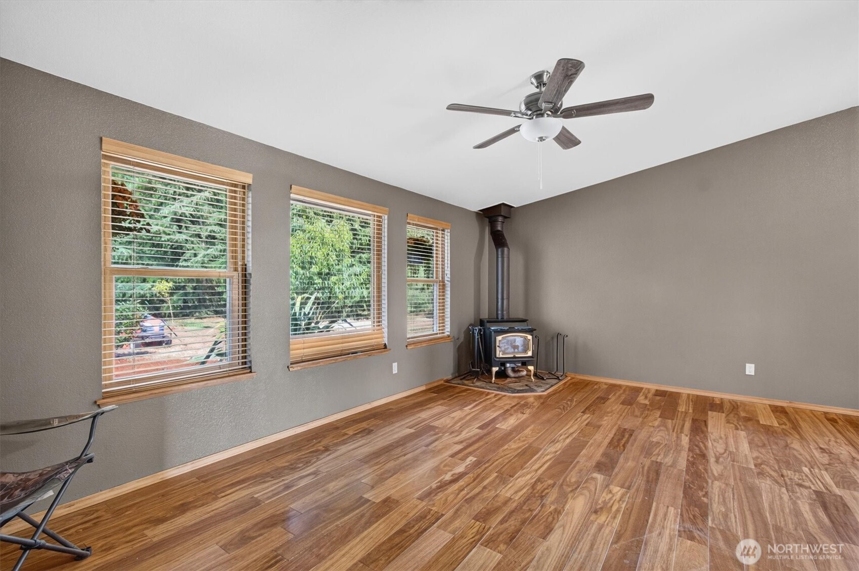 185 Westside Highway Property Photo 4