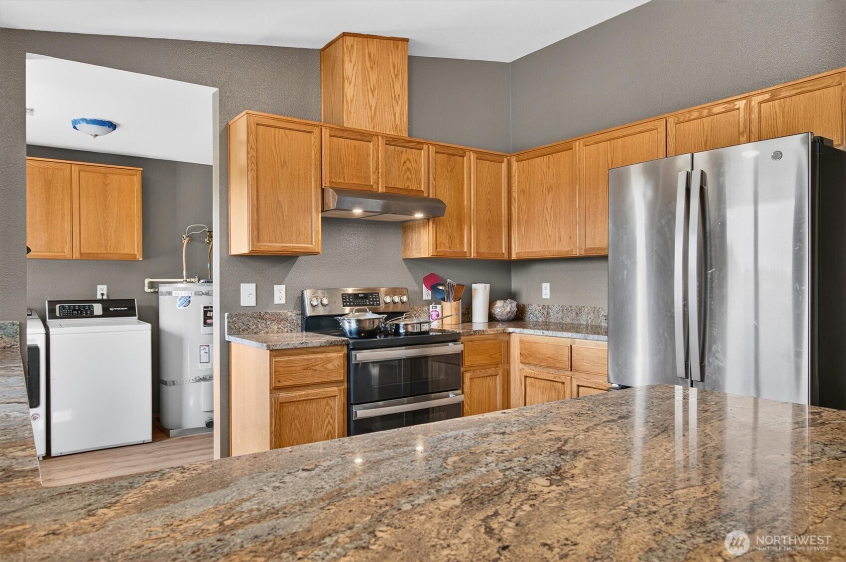 185 Westside Highway Property Photo 10
