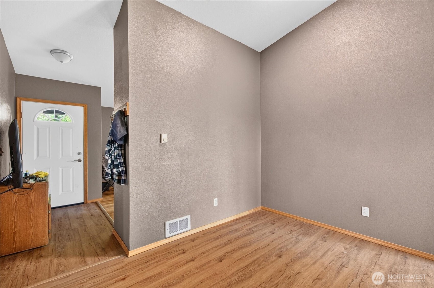 185 Westside Highway Property Photo 17