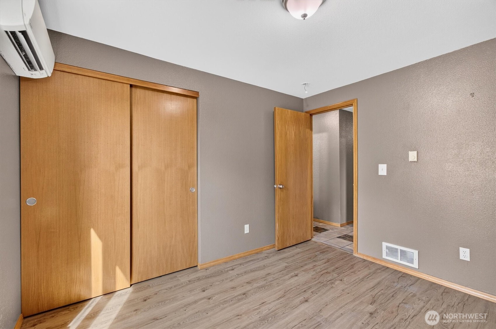 185 Westside Highway Property Photo 24