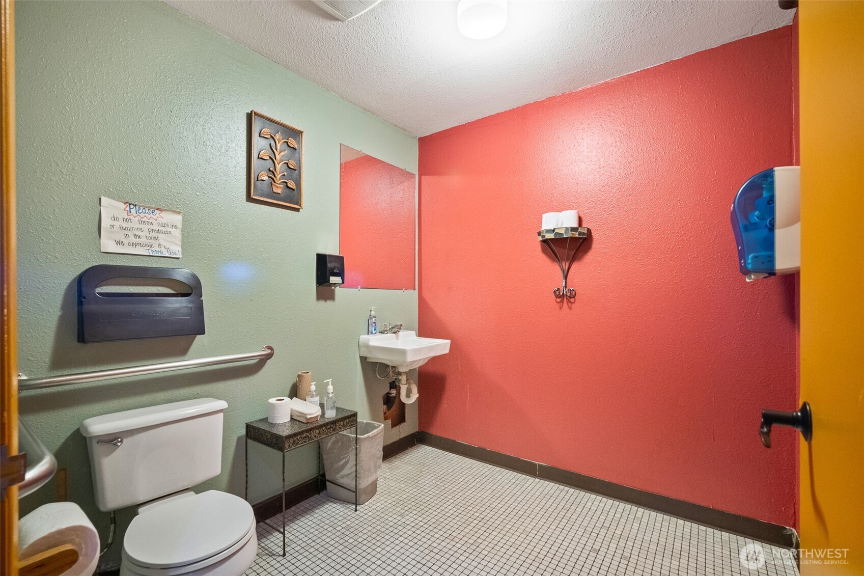 111 N Samish Way Property Photo 22