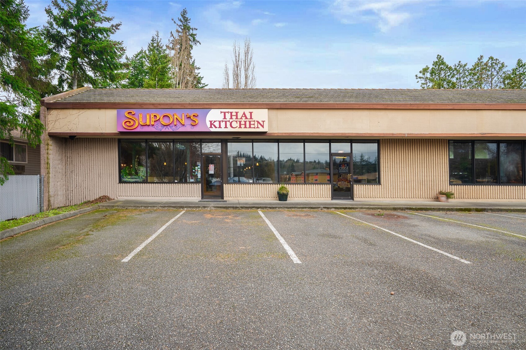 111 N Samish Way Property Photo 27