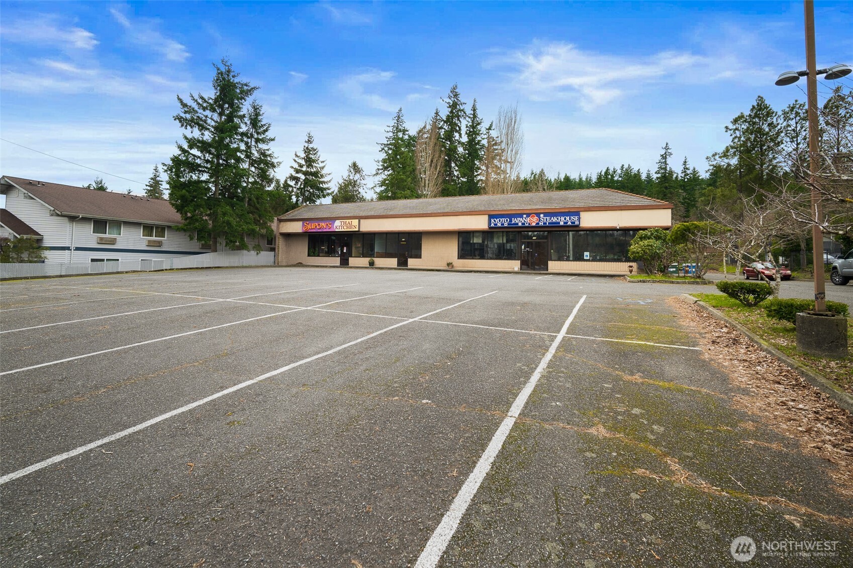 111 N Samish Way Property Photo 29