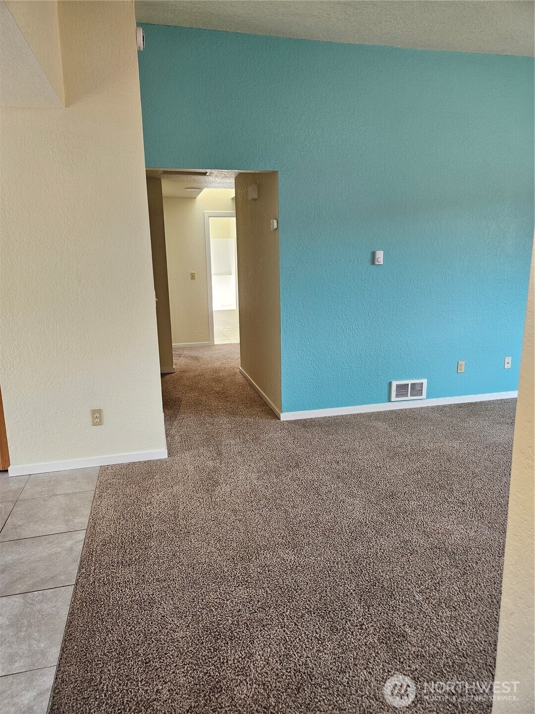 744 Berne Lane Property Photo 3