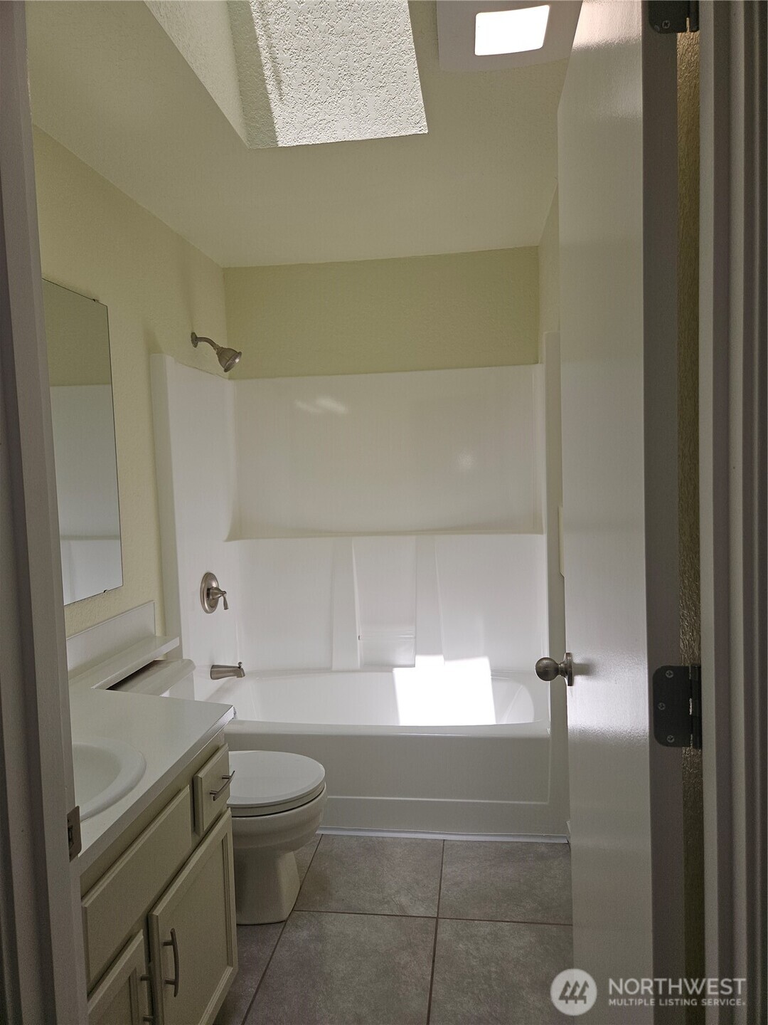 744 Berne Lane Property Photo 15