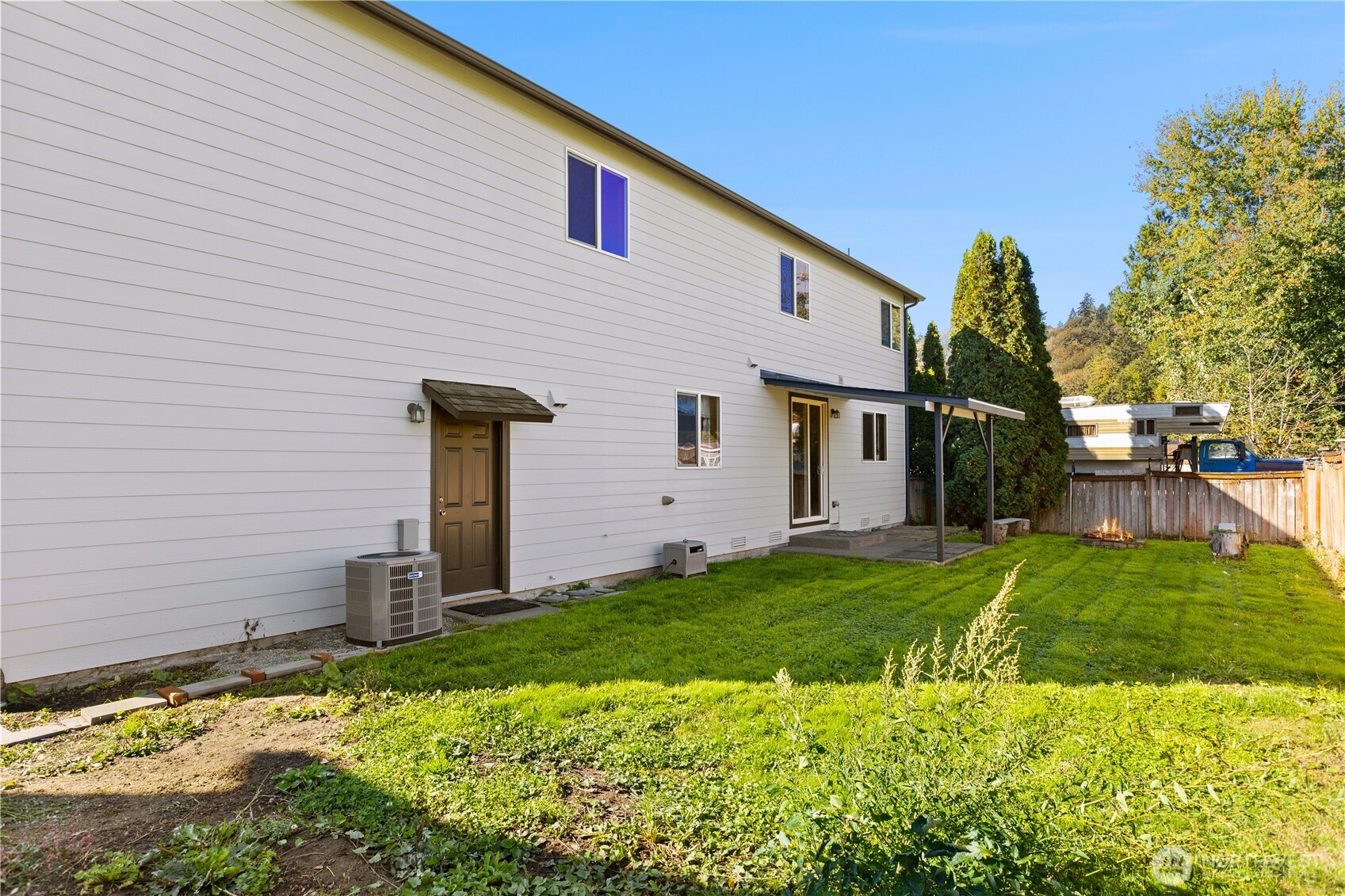 125 6th Avenue Property Photo 32