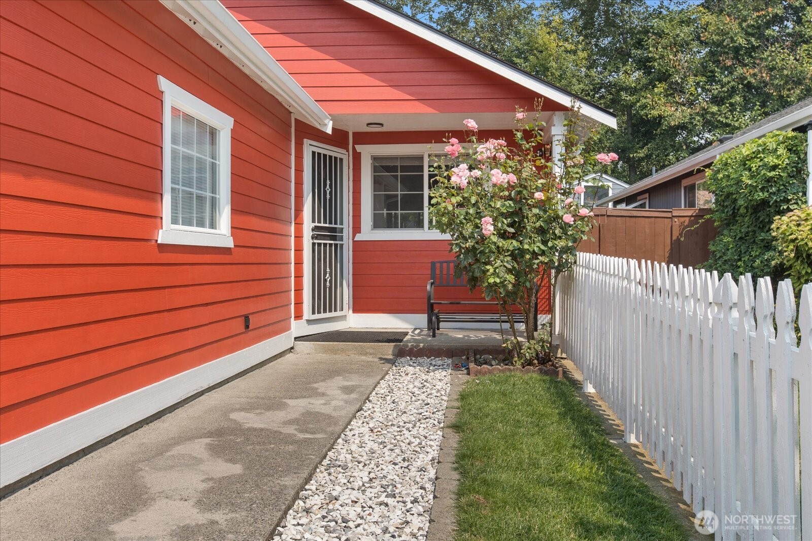 5805 105th Place Property Photo 2