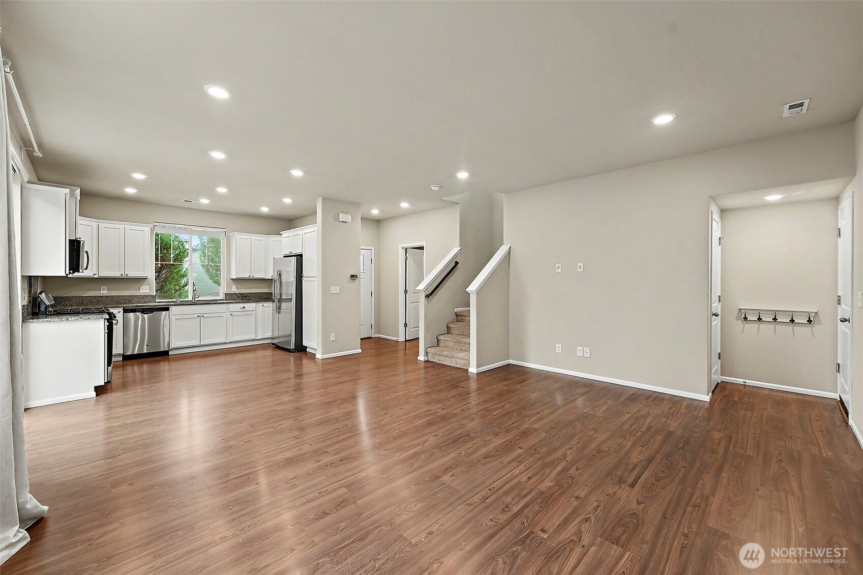 3446 Hera Street Property Photo 5