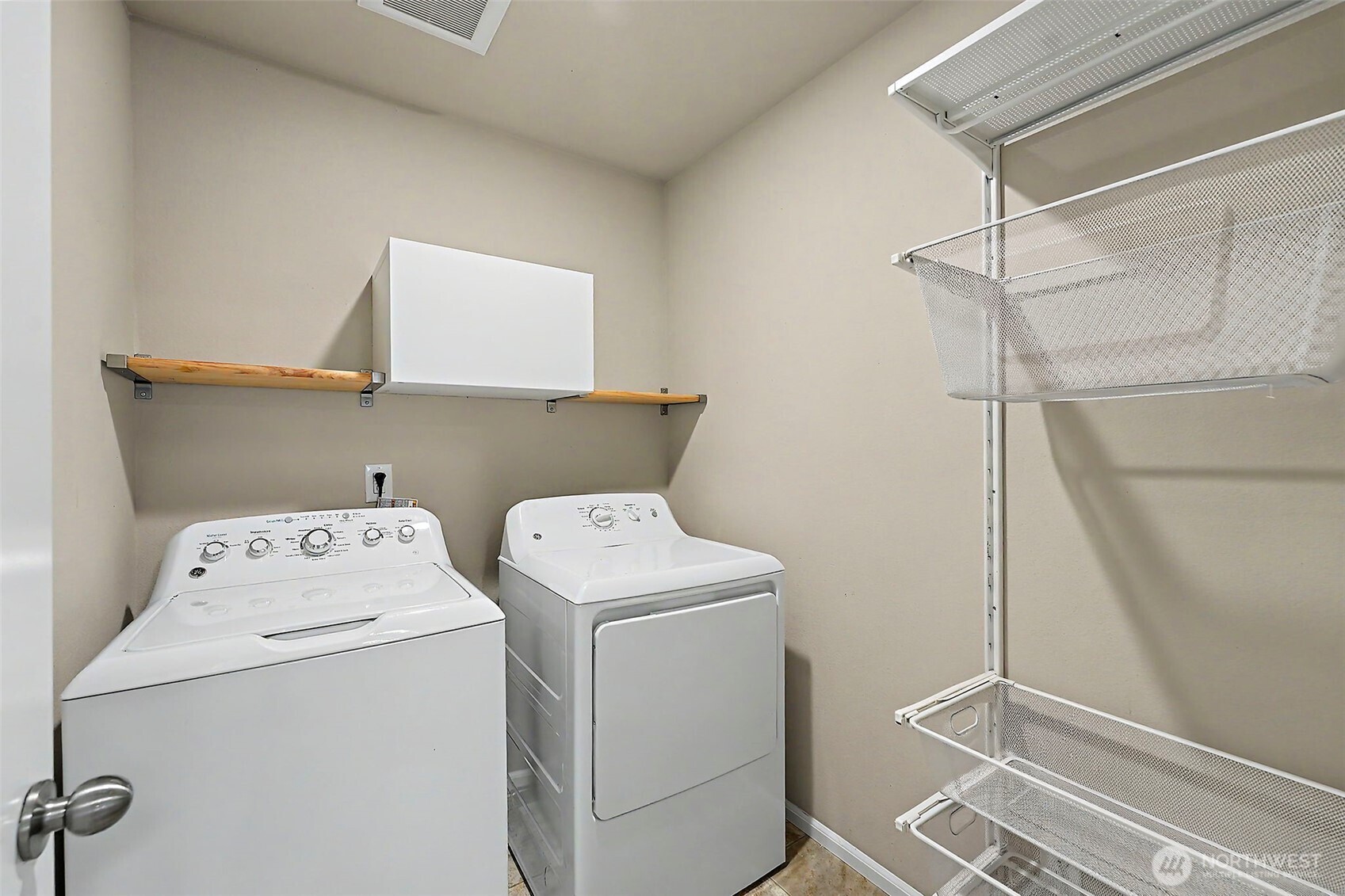 3446 Hera Street Property Photo 14