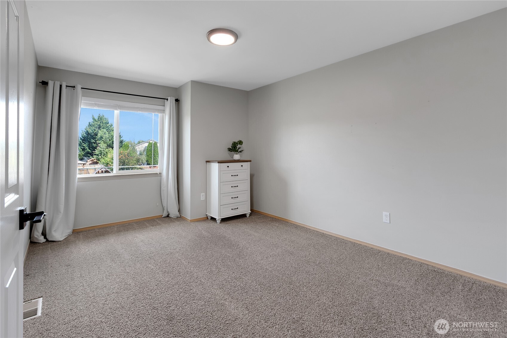 9016 190th Street Property Photo 21