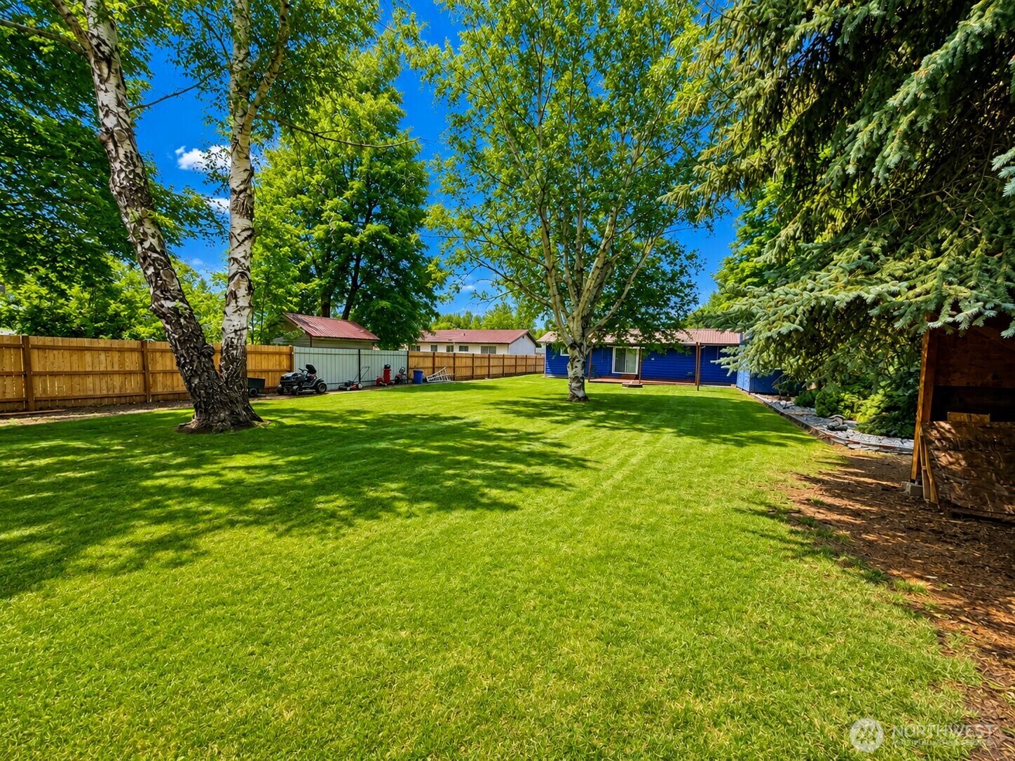 530 Cascade Street Property Photo 4