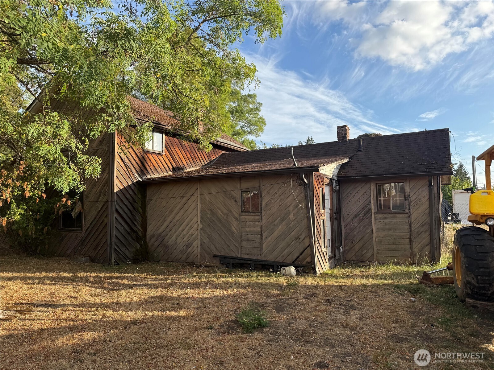 303 Peterson Street Property Photo 2
