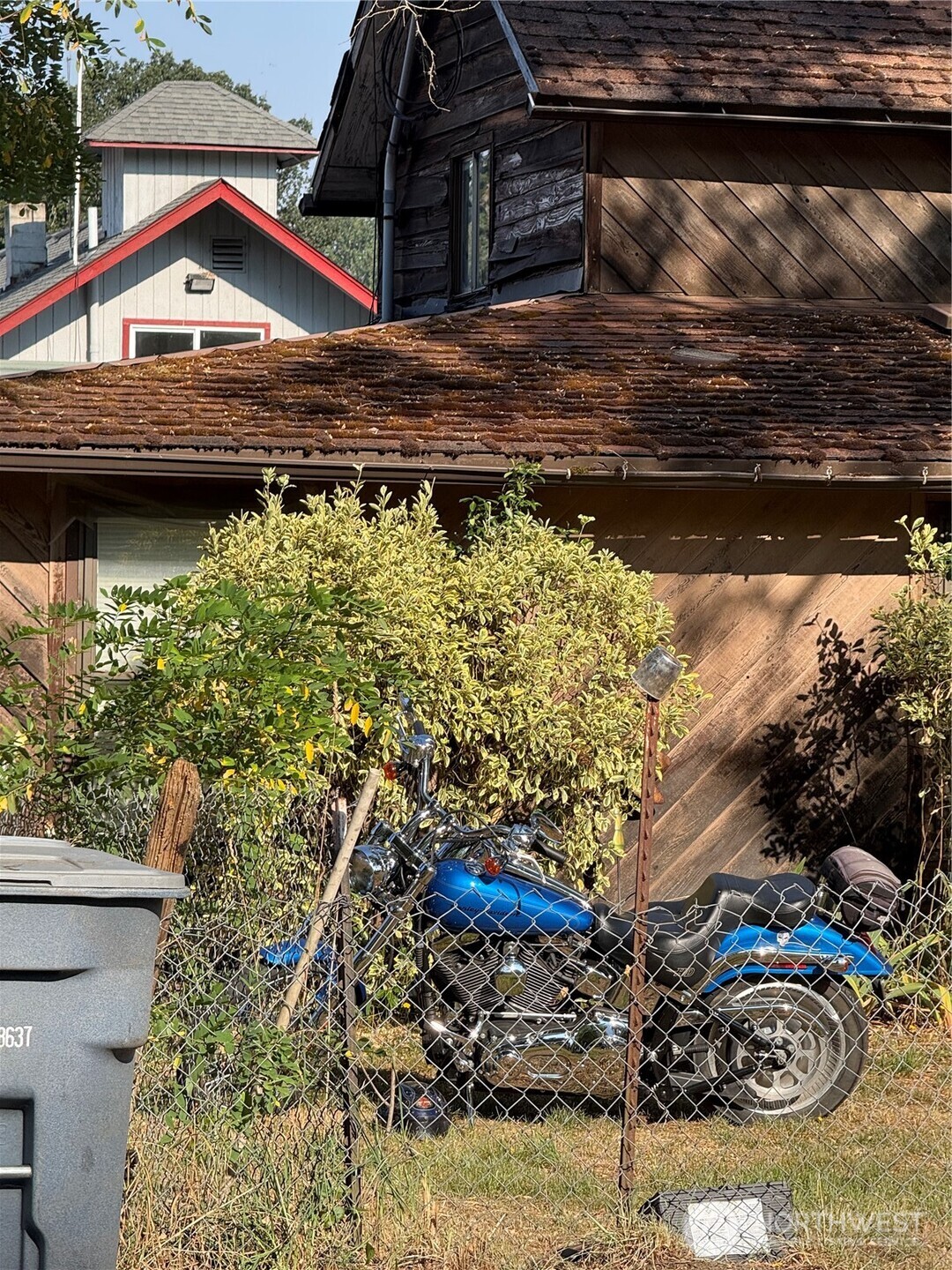 303 Peterson Street Property Photo 10