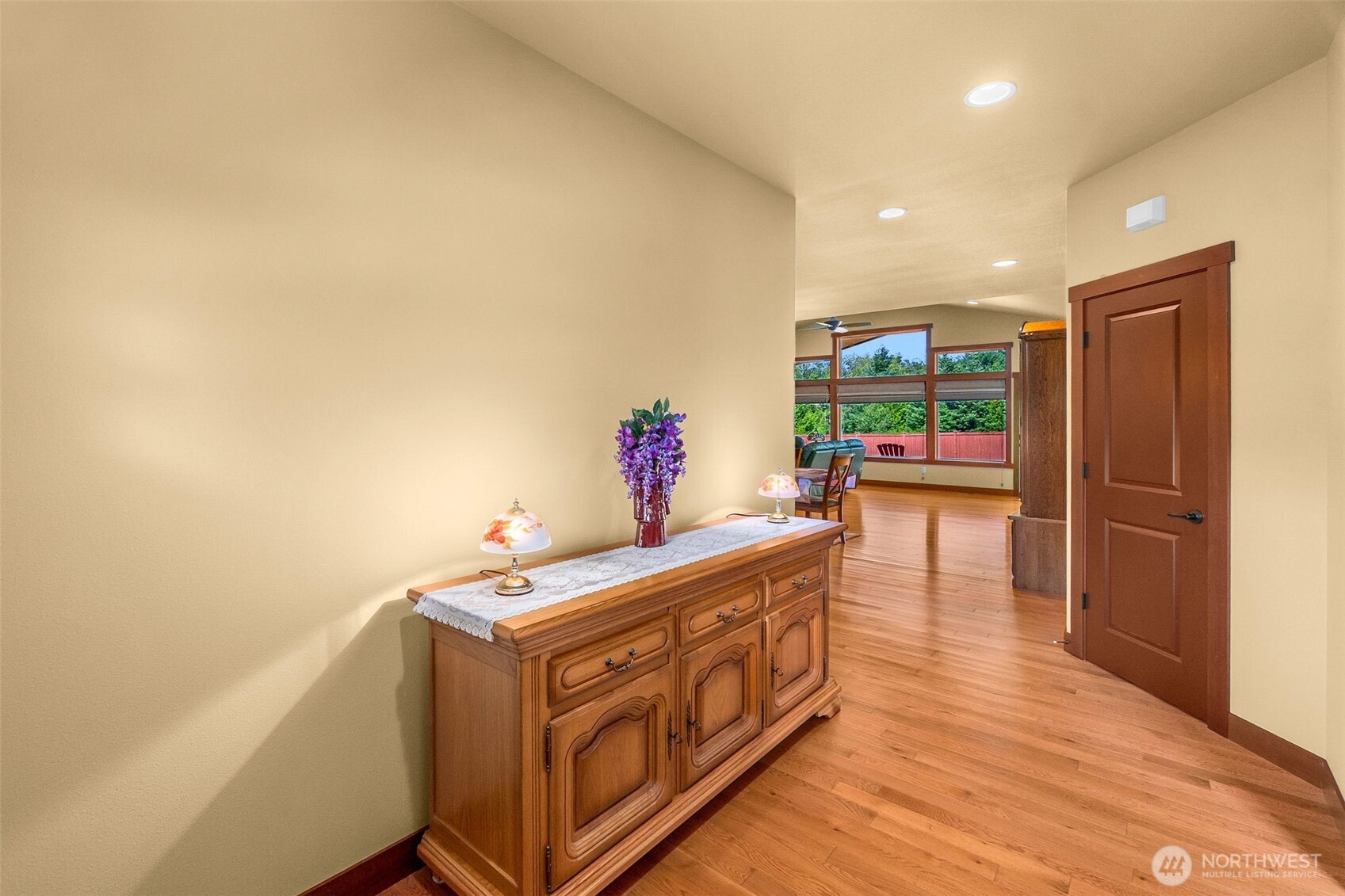 8634 Fox Ridge Lane Property Photo 5