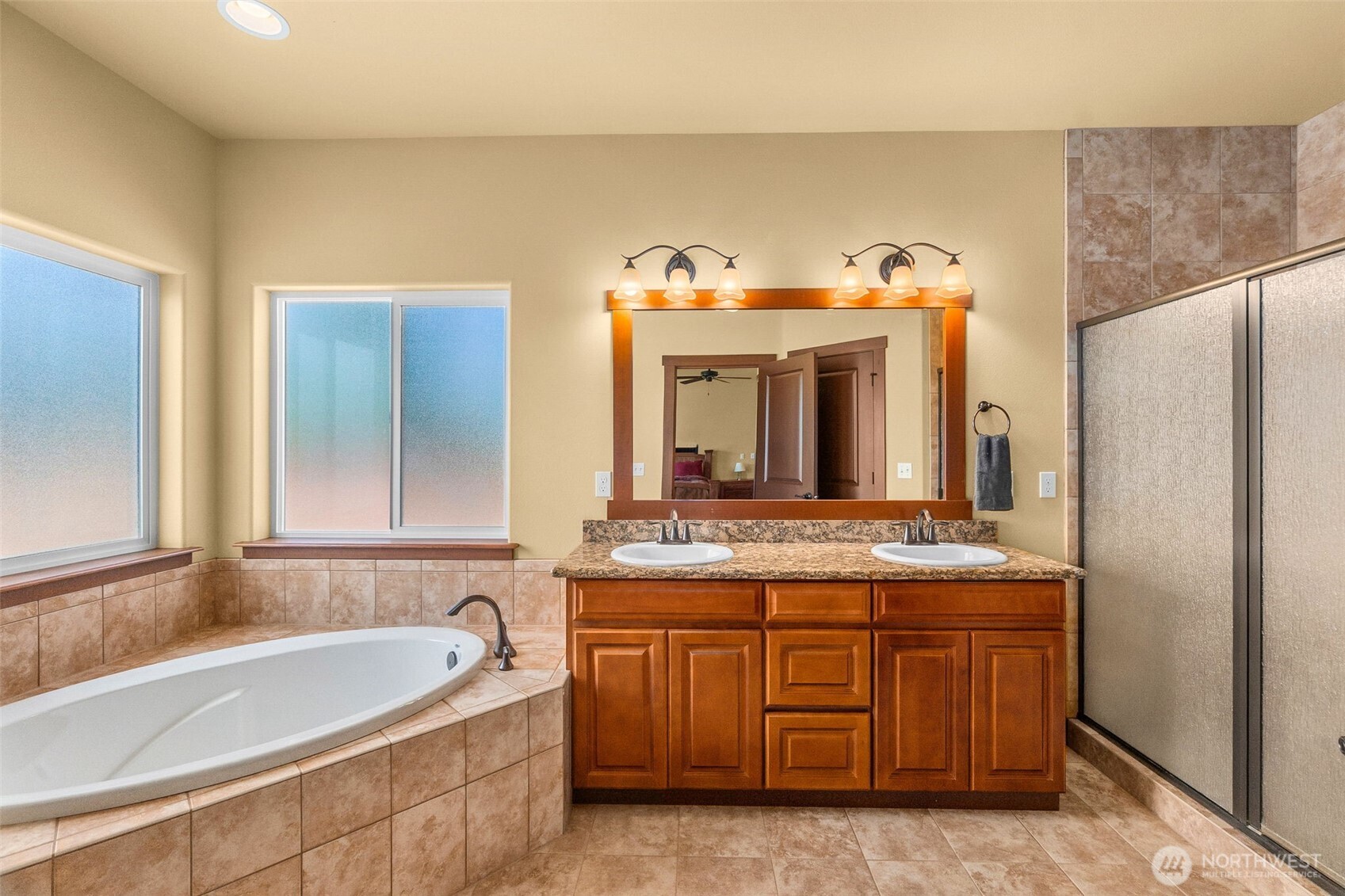 8634 Fox Ridge Lane Property Photo 18