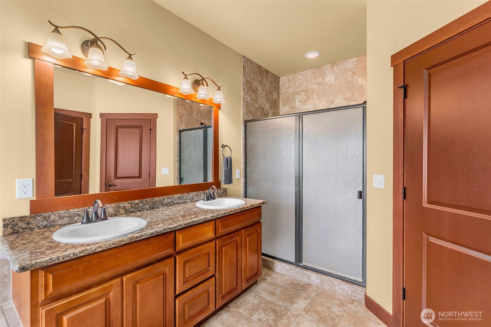 8634 Fox Ridge Lane Property Photo 19