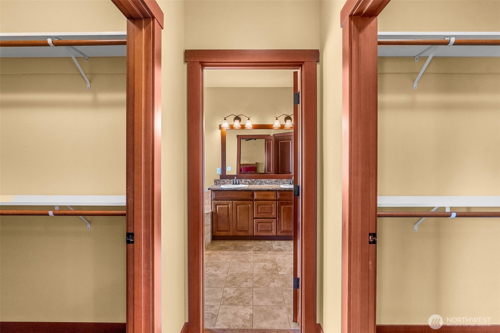 8634 Fox Ridge Lane Property Photo 20