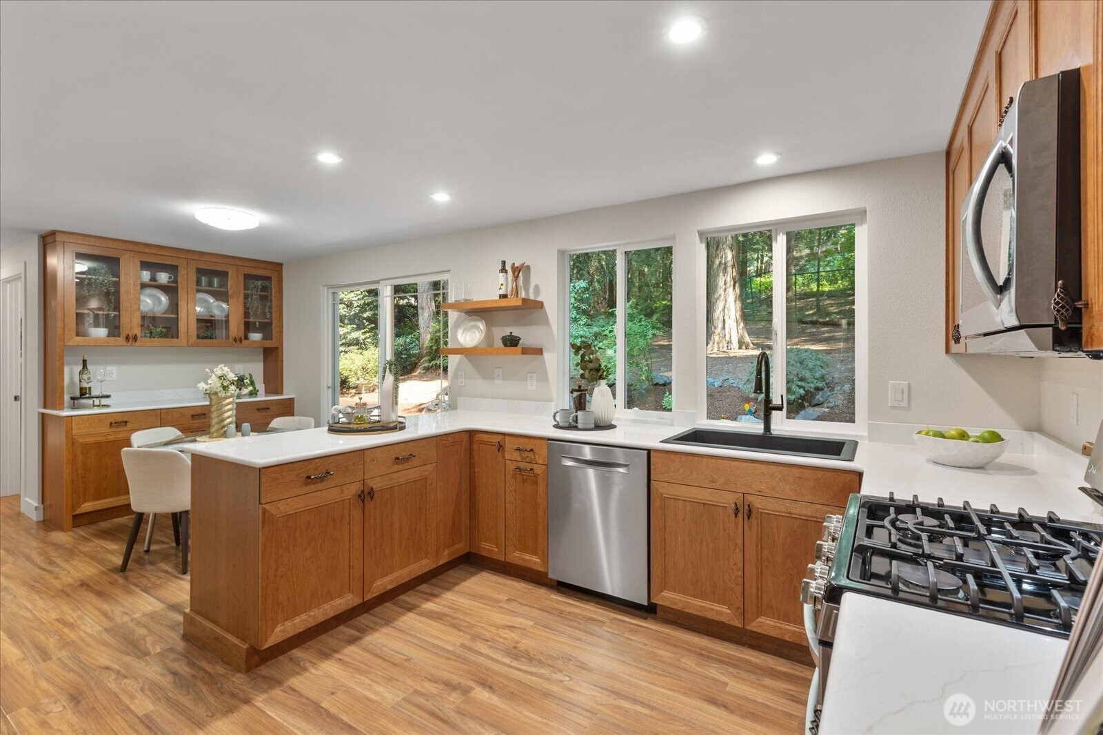 16312 194th Avenue Property Photo 7