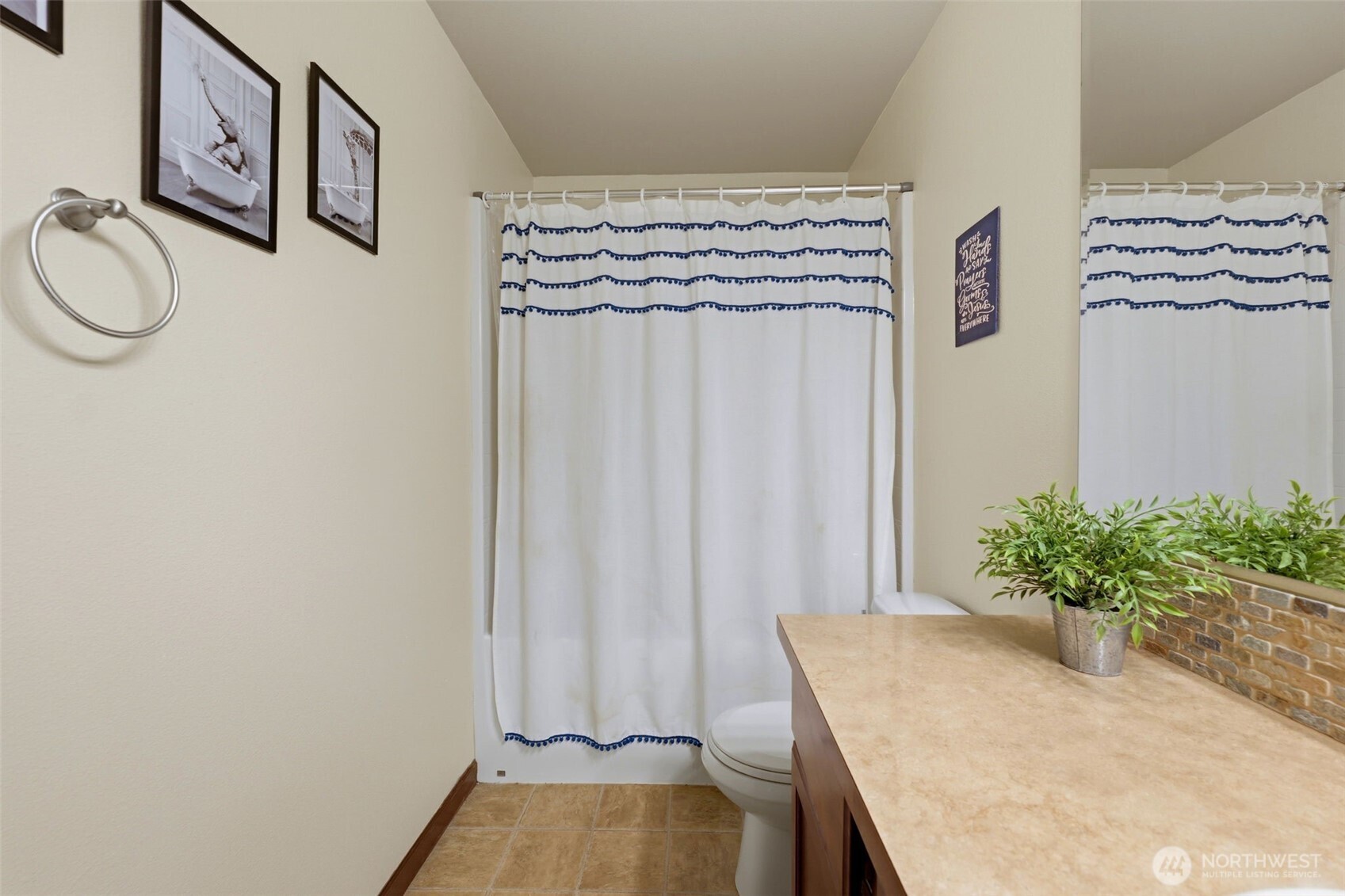 8605 29th Way Property Photo 25