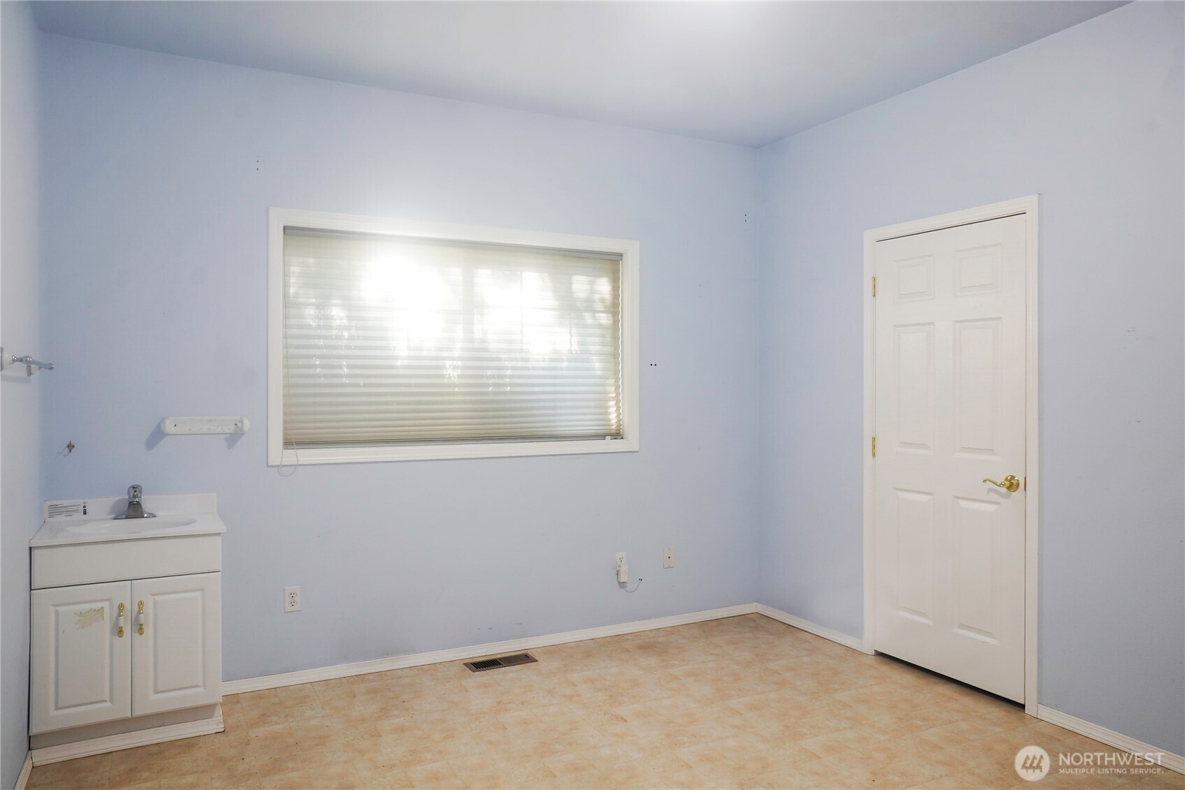 630 S 20th Avenue Property Photo 13