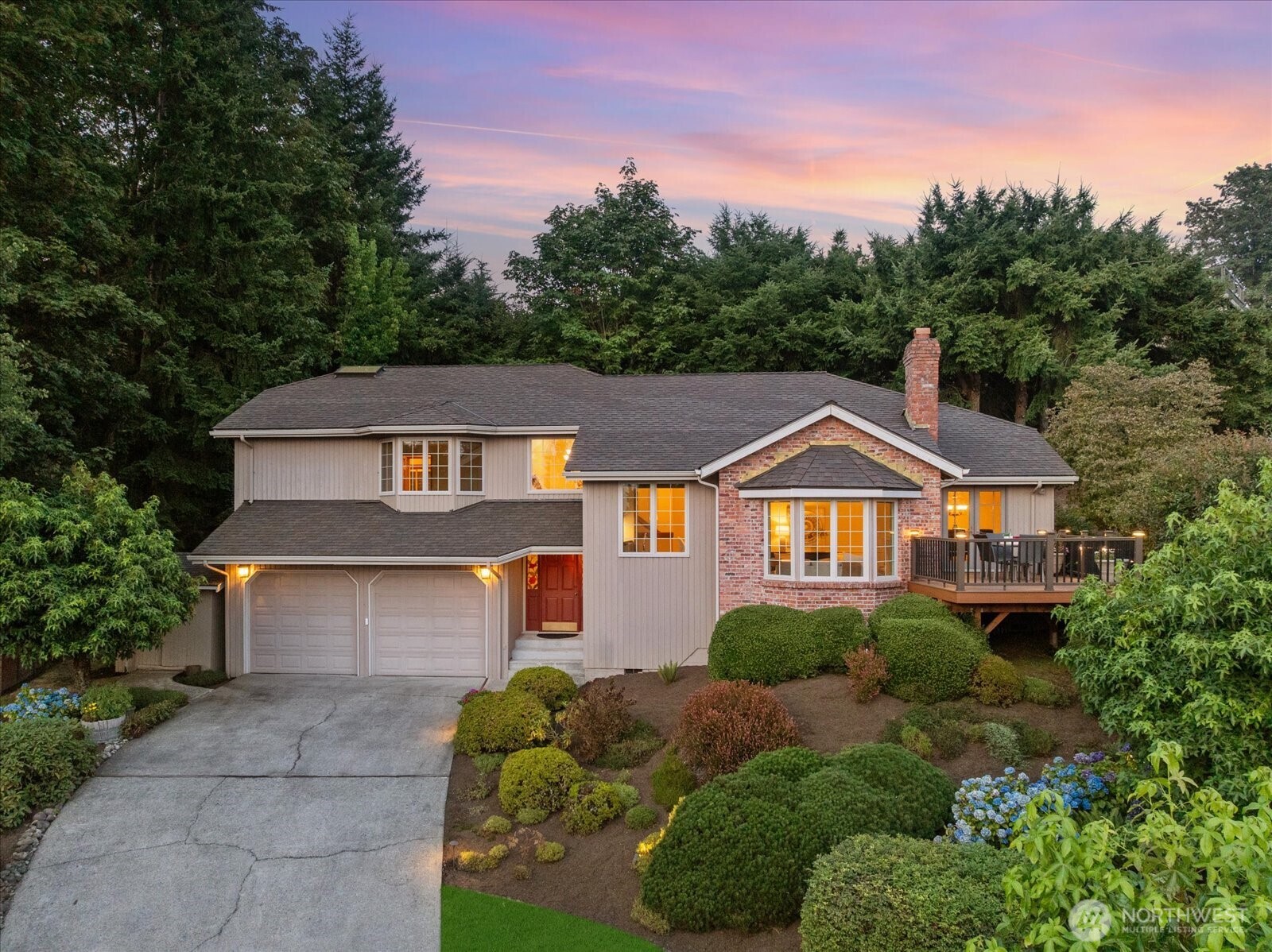 5204 137th Place Property Photo 1