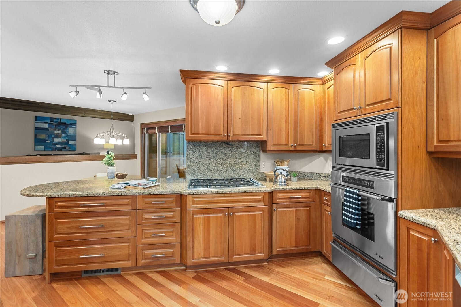 5204 137th Place Property Photo 6