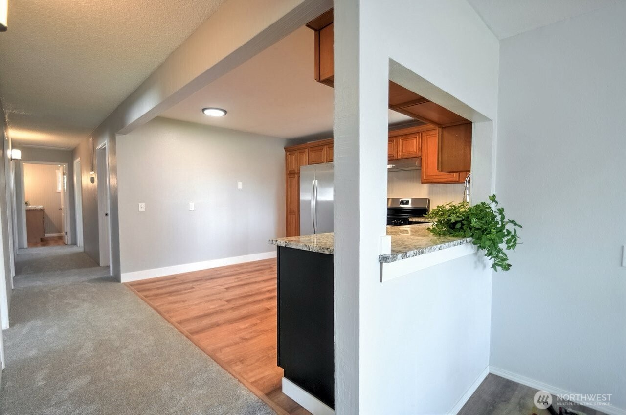 327 Eklund Avenue Property Photo 3