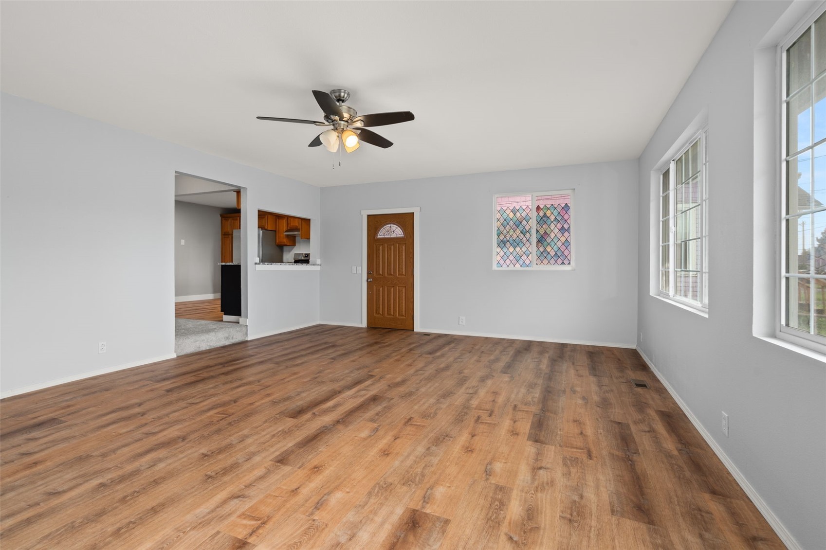 327 Eklund Avenue Property Photo 5