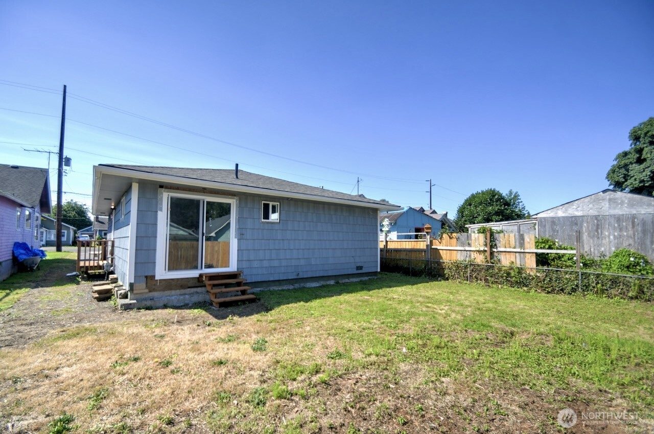 327 Eklund Avenue Property Photo 19
