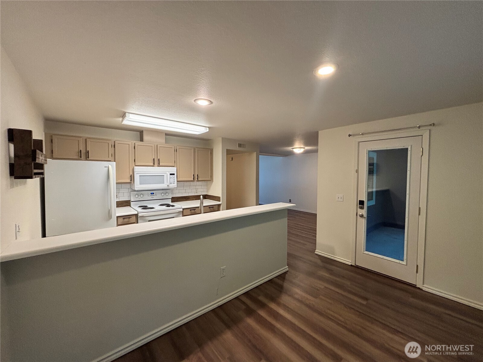 1301 Nw Slate Lane 104 Property Photo 6
