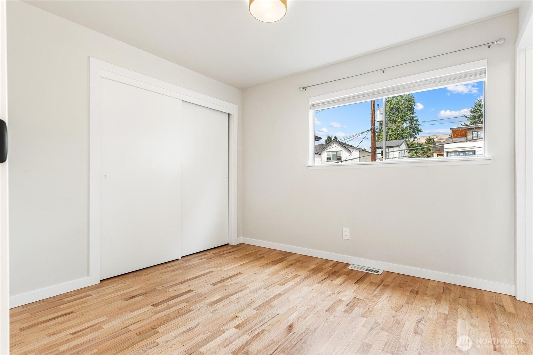 1609 E Alder Street Property Photo 18