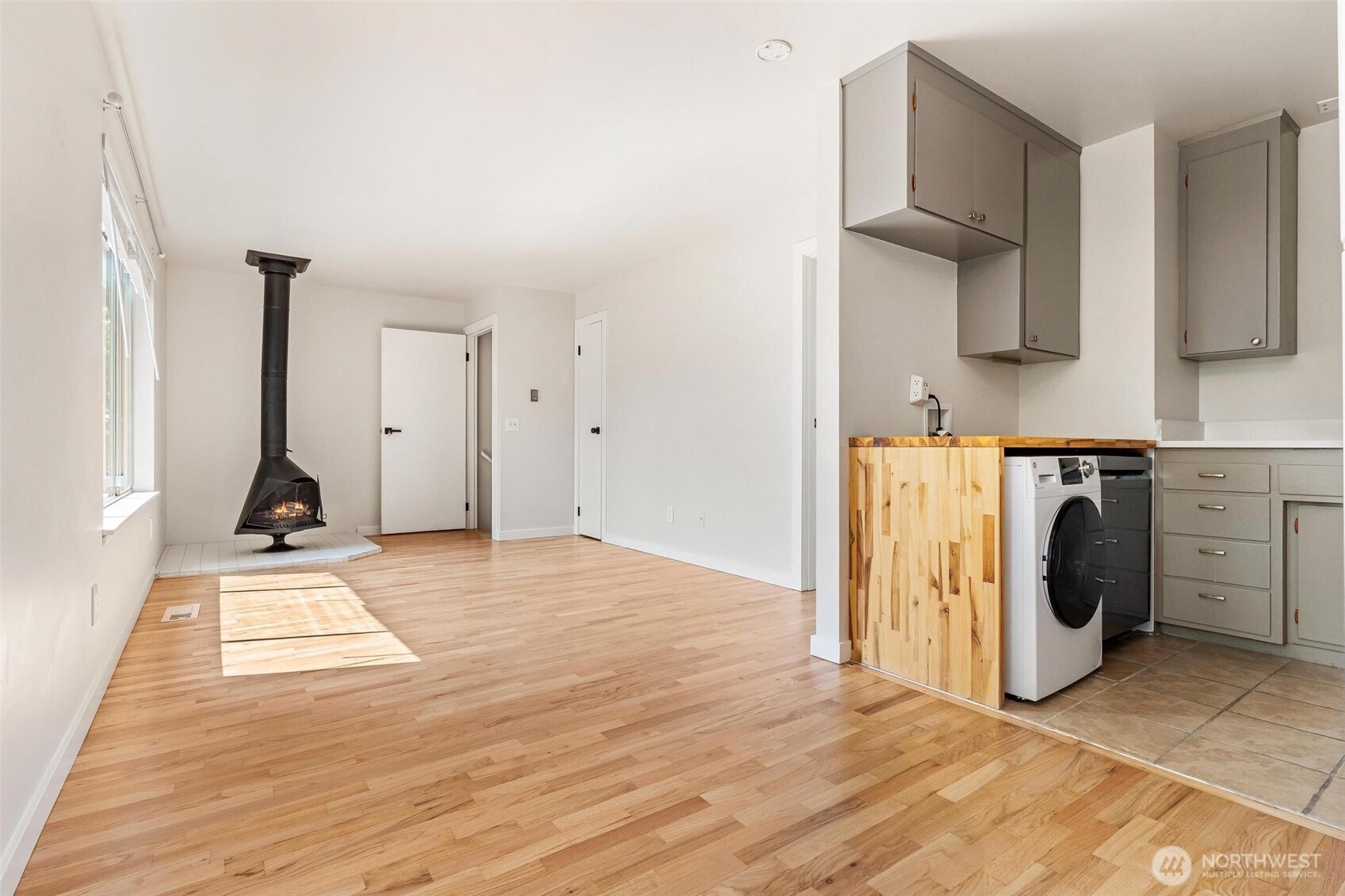 1609 E Alder Street Property Photo 26