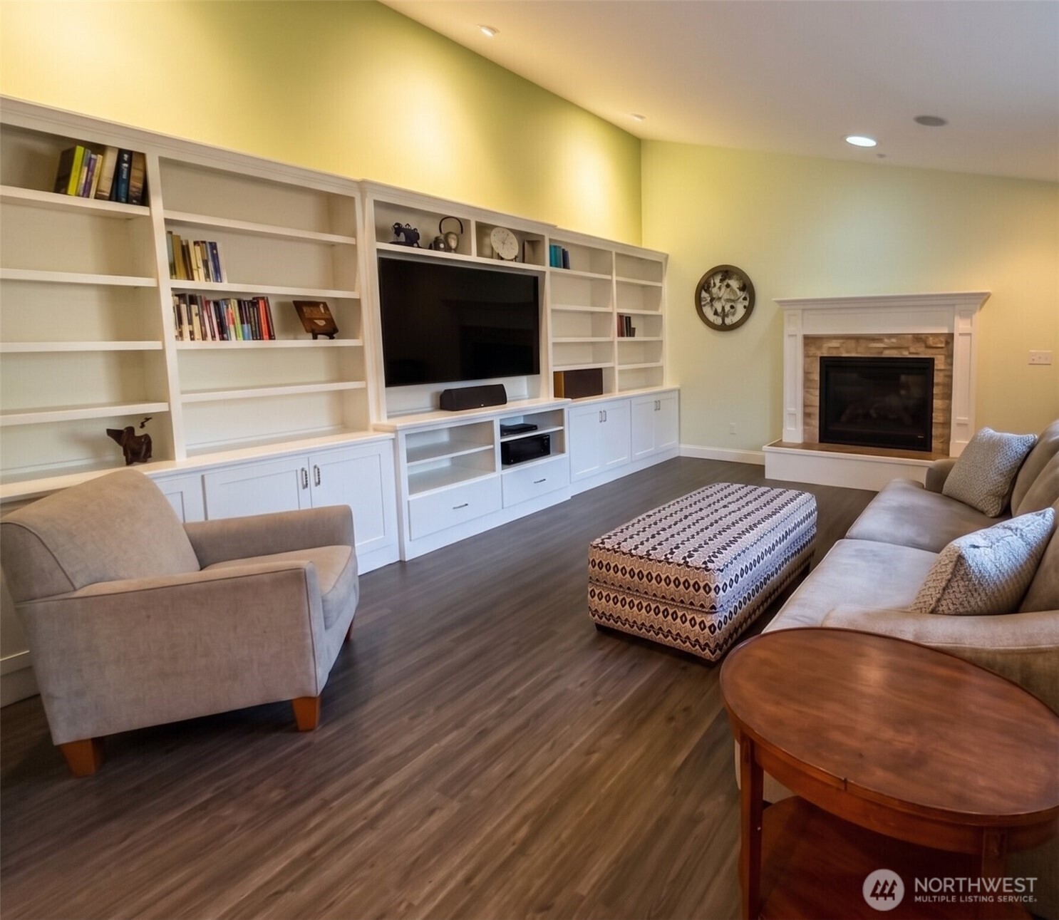 302 Harrison Street Property Photo 11
