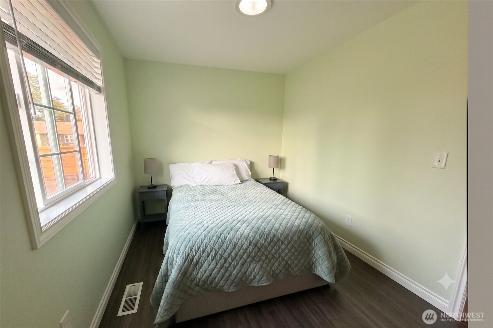 302 Harrison Street Property Photo 14