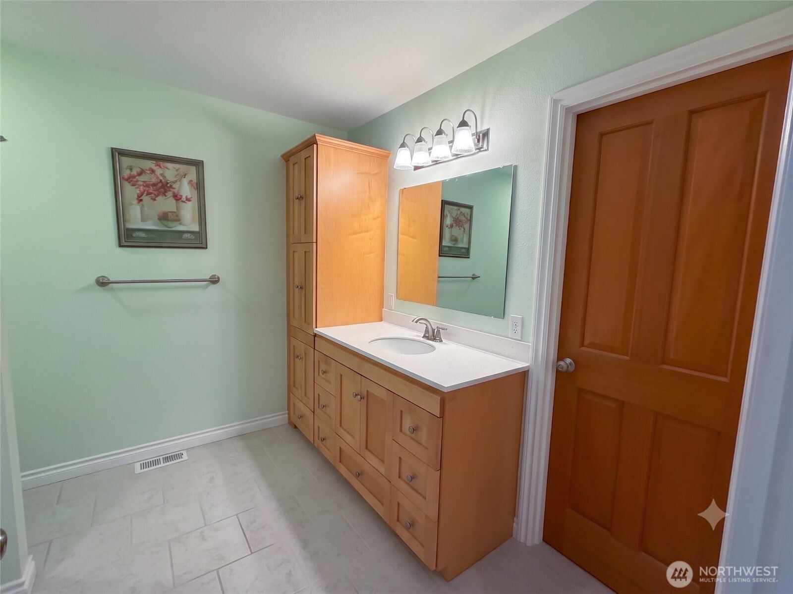 302 Harrison Street Property Photo 19