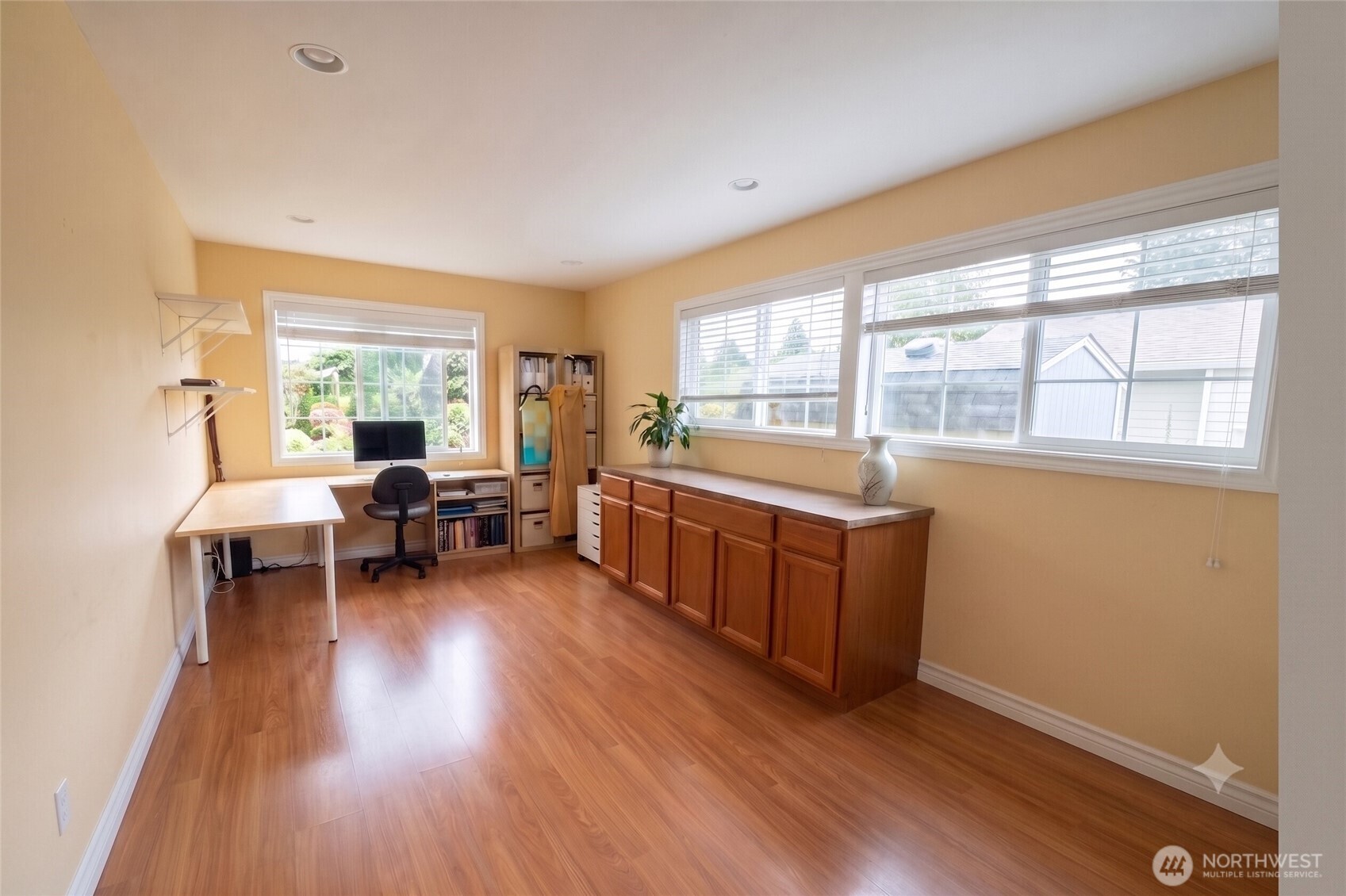 302 Harrison Street Property Photo 20