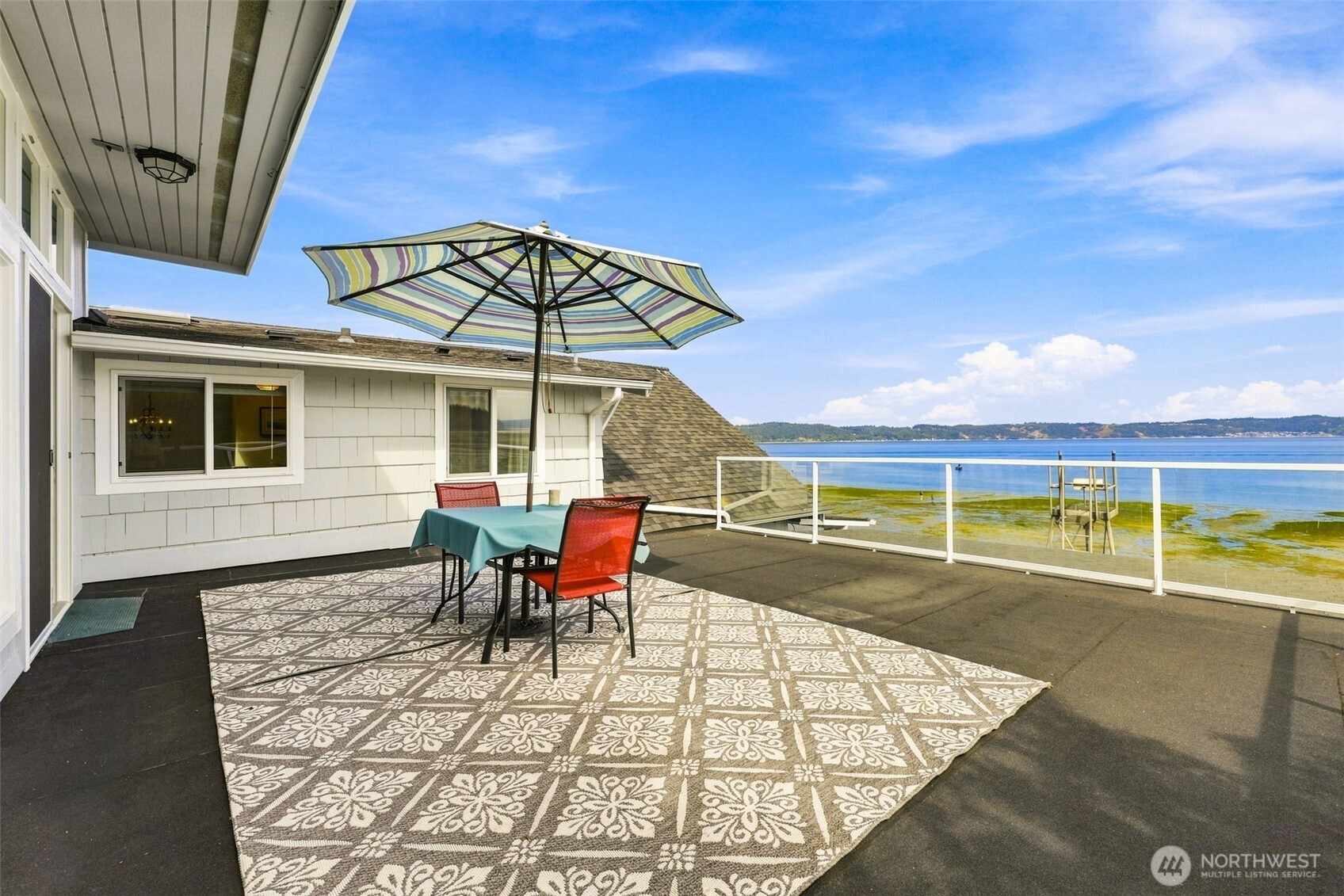 1626 Beach Drive Property Photo 18
