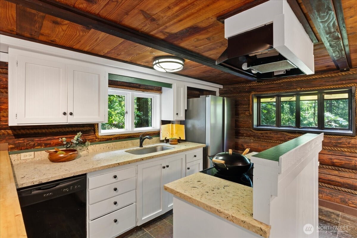 25525 Se Tiger Mountain Road Property Photo 10