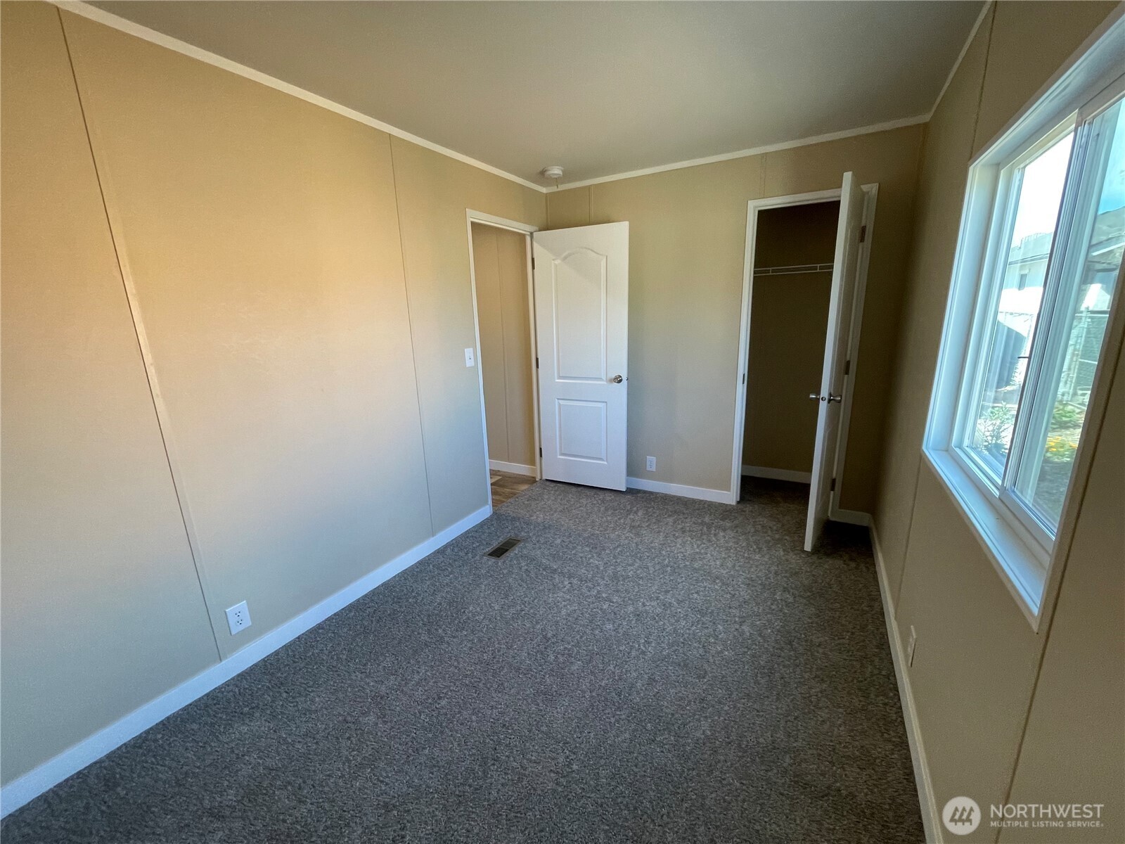 2700 Fruitvale Boulevard 14 Property Photo 7