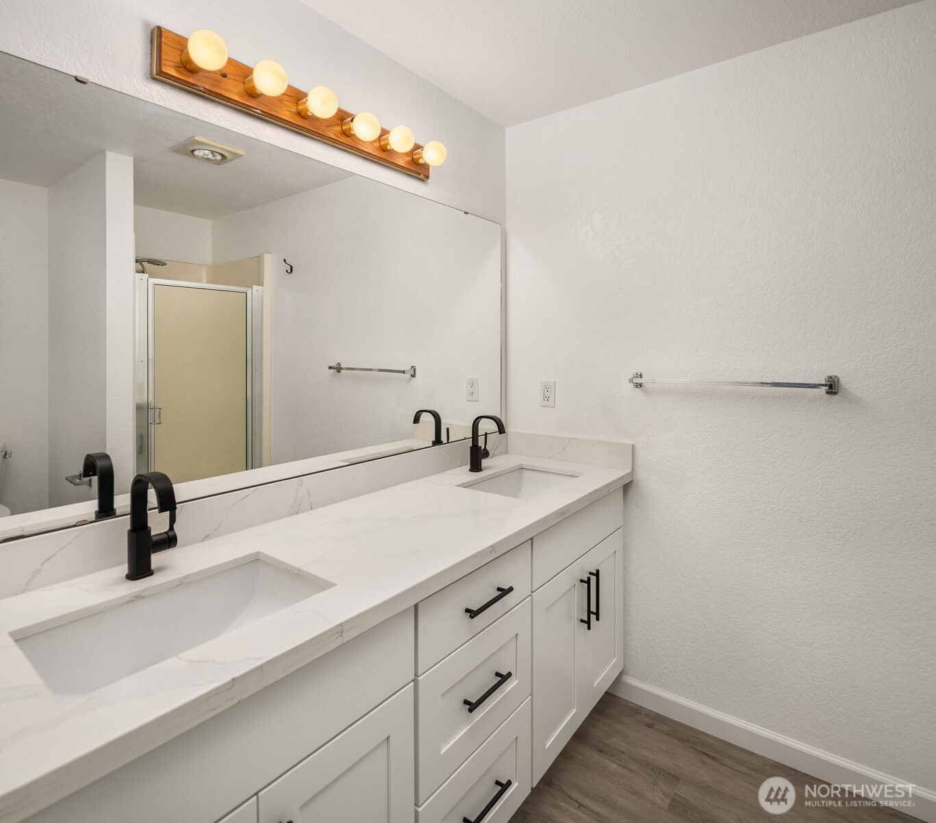 14328 85th Place Property Photo 16