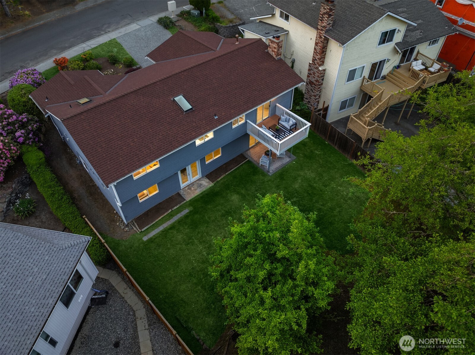 14328 85th Place Property Photo 37
